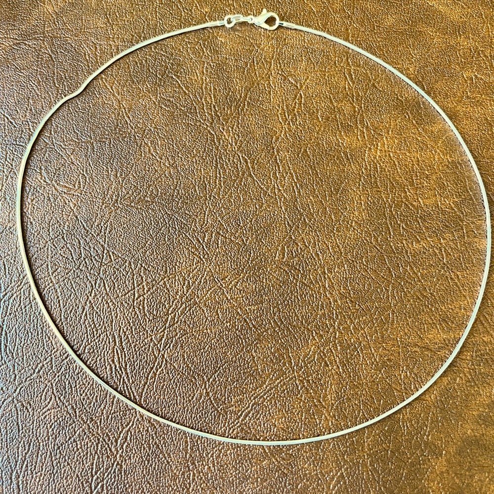 20” Sterling Silver Necklace. New. Smooth, simple, classy.